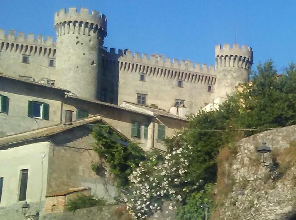 Alloggio Turistico D'Annunzio براتشيانو المظهر الخارجي الصورة