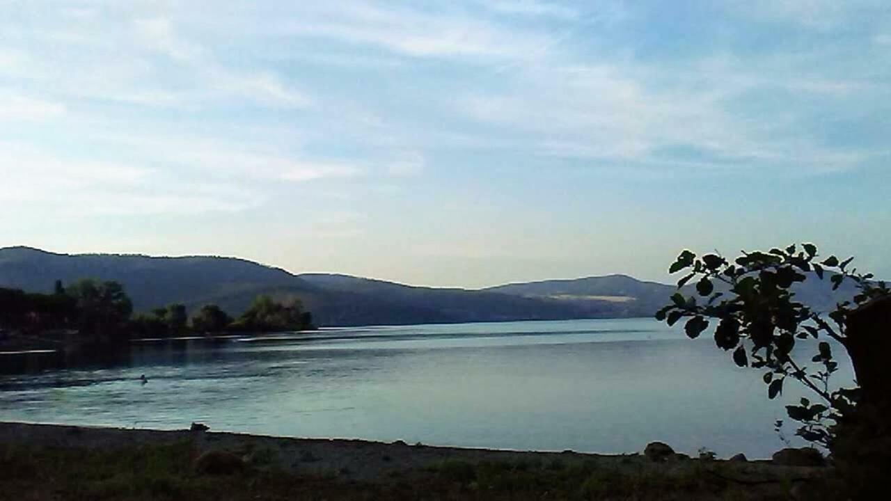 Alloggio Turistico D'Annunzio براتشيانو المظهر الخارجي الصورة